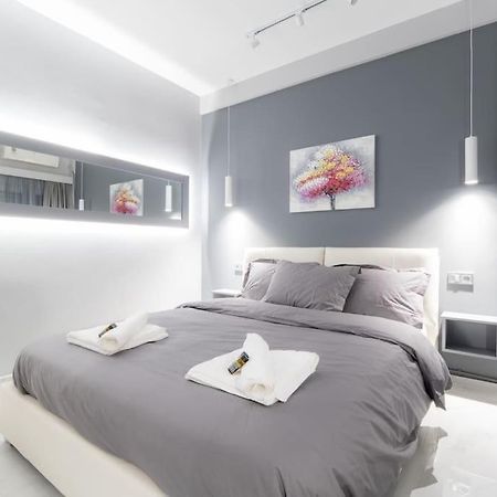 Lux Seaside Apartment By Volos Hospitality Exterior foto